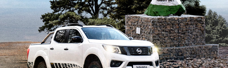 Nissan Navara Moves Mountains